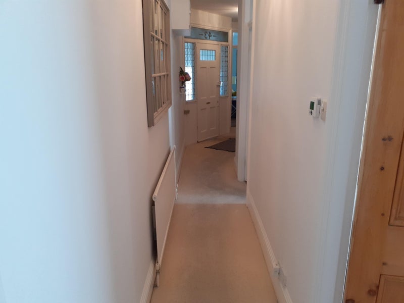 Room Fulham Road in Greater London