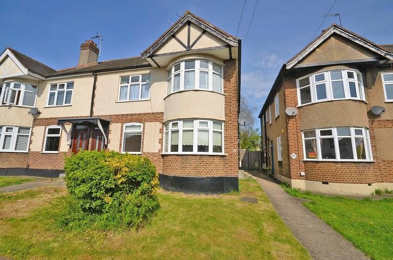 Flat Granton Avenue in Greater London