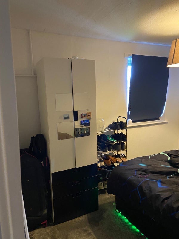 Flat Southwold Close in Manchester