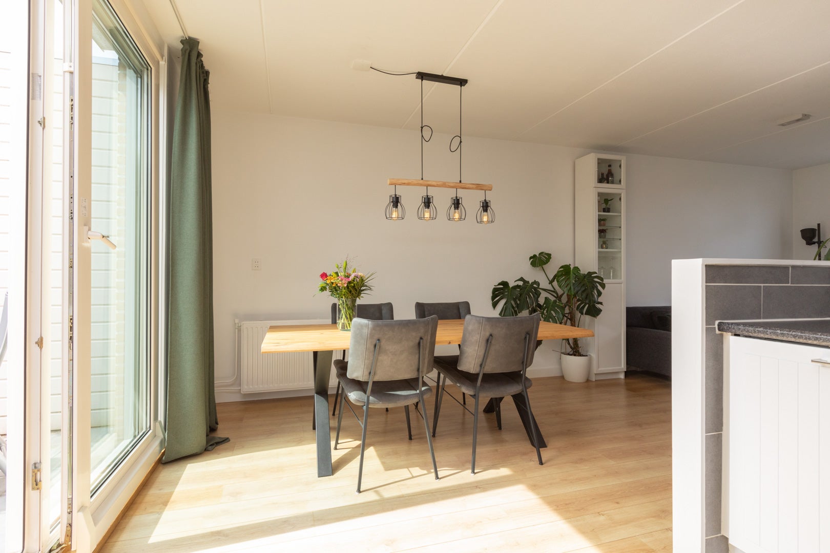 Tussenwoning te koop: Akkerwinde 18, Sneek