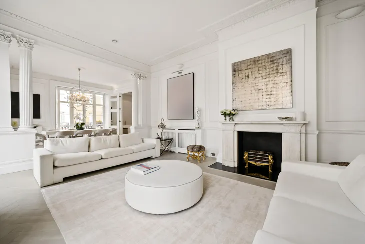 Flat Eaton Place in City of Westminster