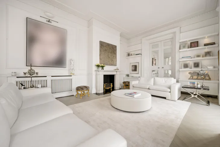 Flat Eaton Place in City of Westminster