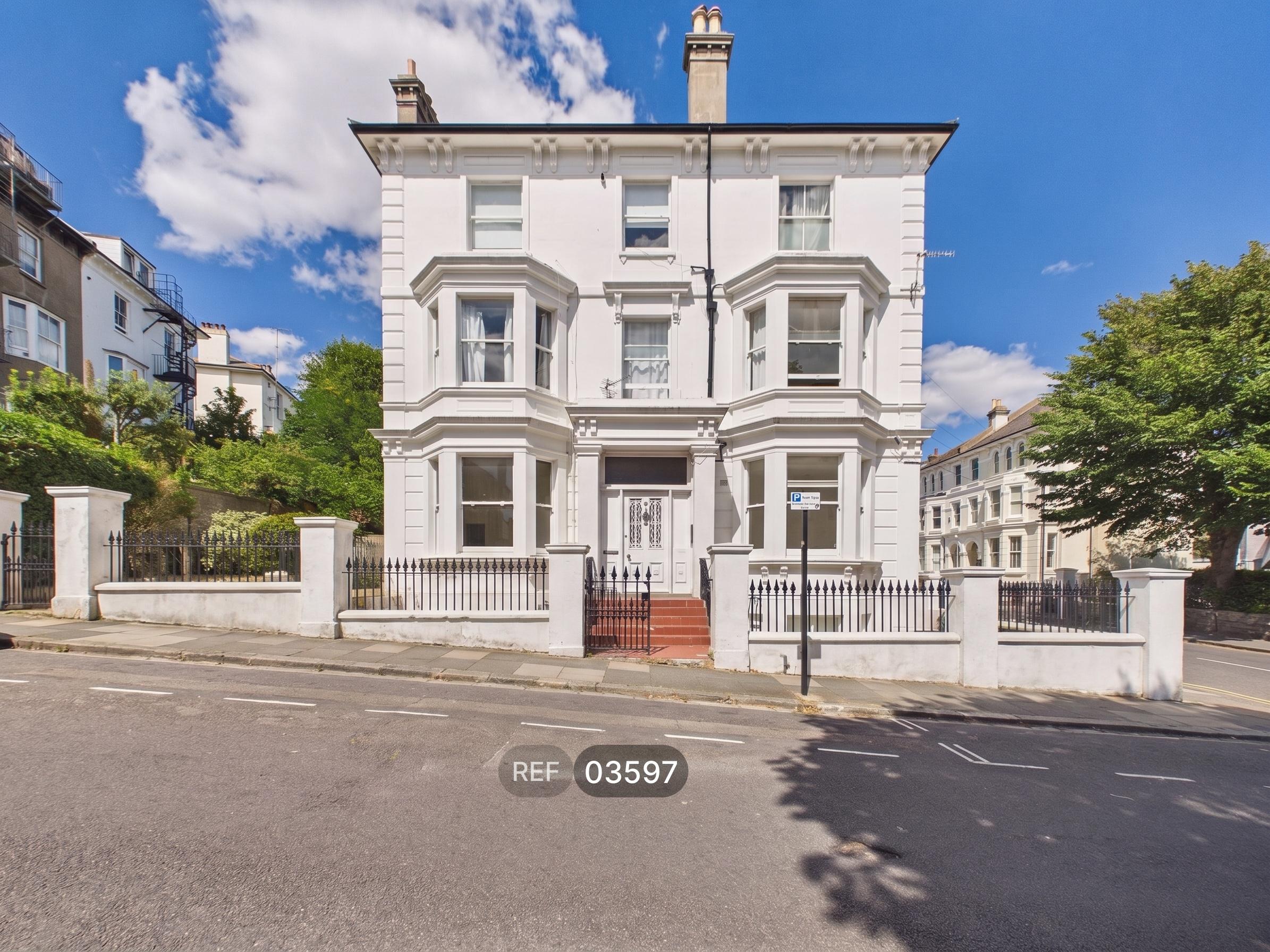 Flat Leopold Road in Brighton