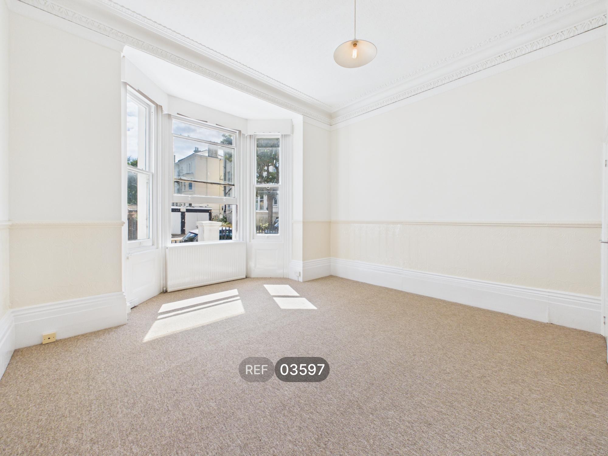 Flat Leopold Road in Brighton