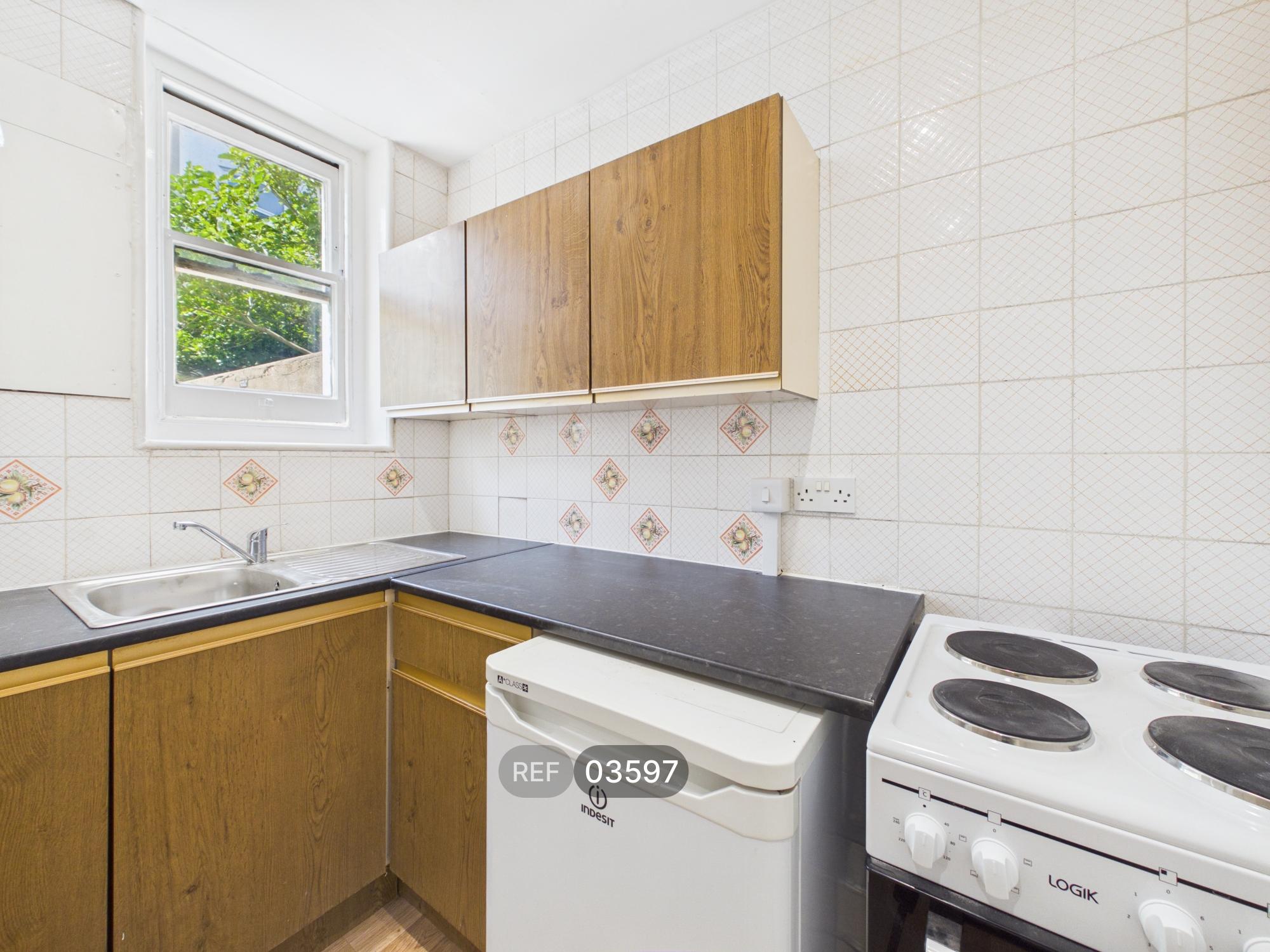 Flat Leopold Road in Brighton