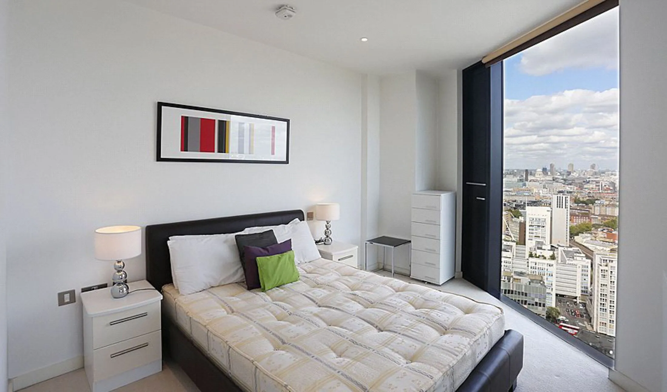 Flat Walworth Road in Greater London