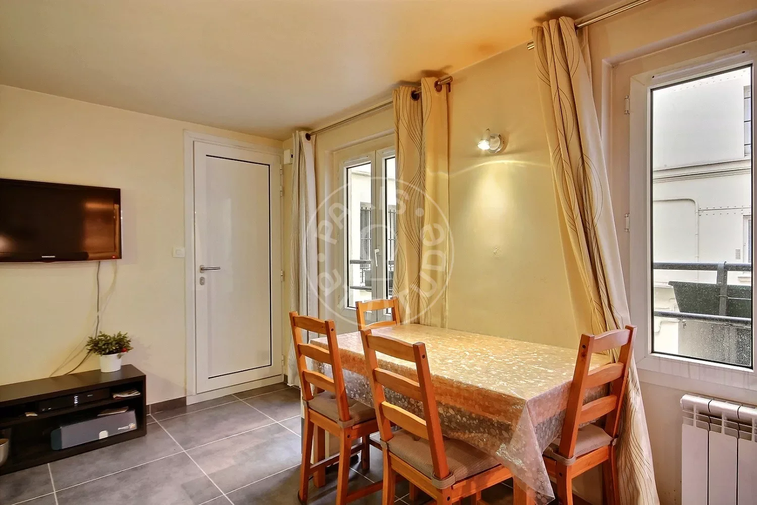 Appartement Rue Notre-Dame-de-Nazareth à Paris