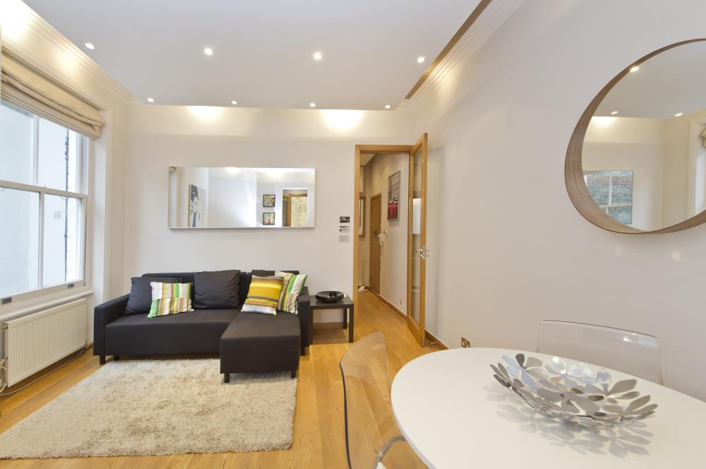 Flat Old Brompton Road in Greater London