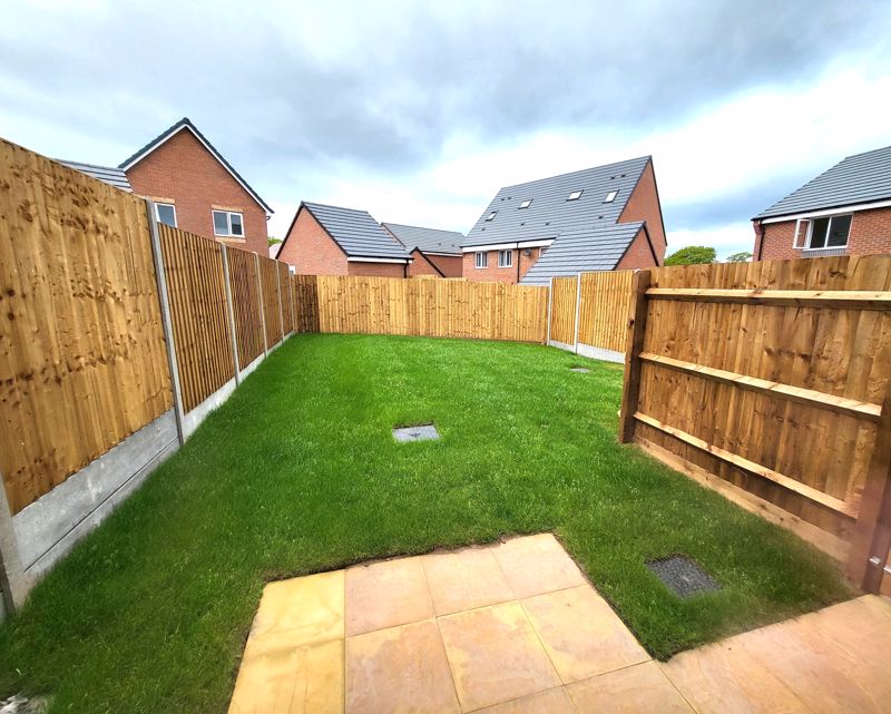 House Burgoyne Close in Shifnal