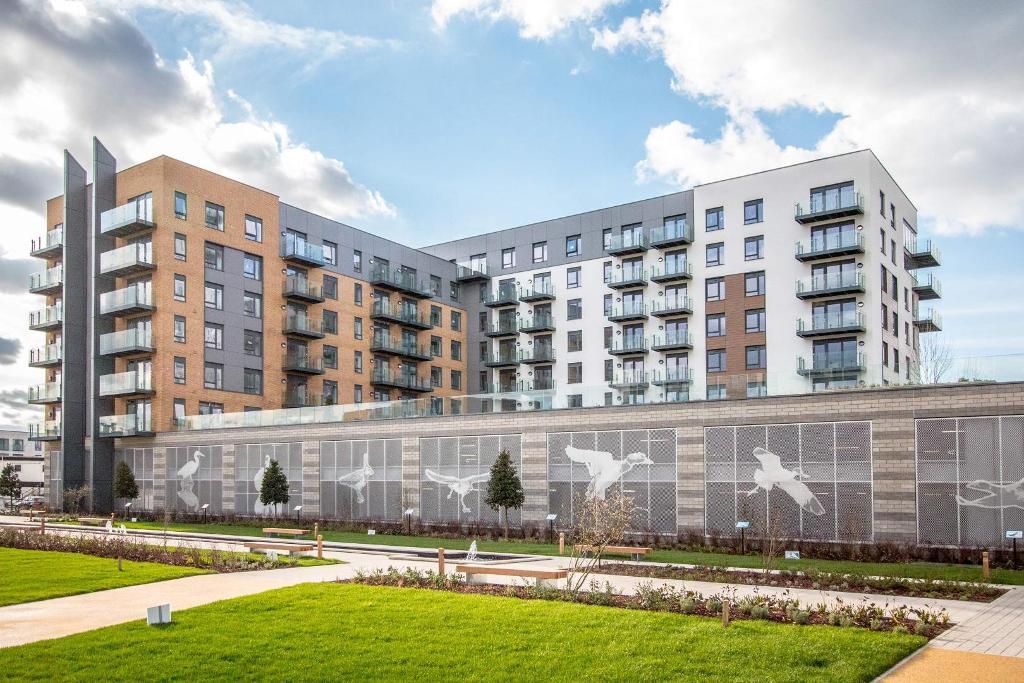 Flat Ocean Drive in Gillingham