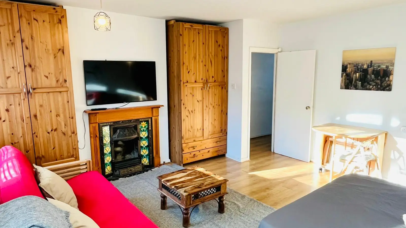 Flat Kingswear Road in Greater London