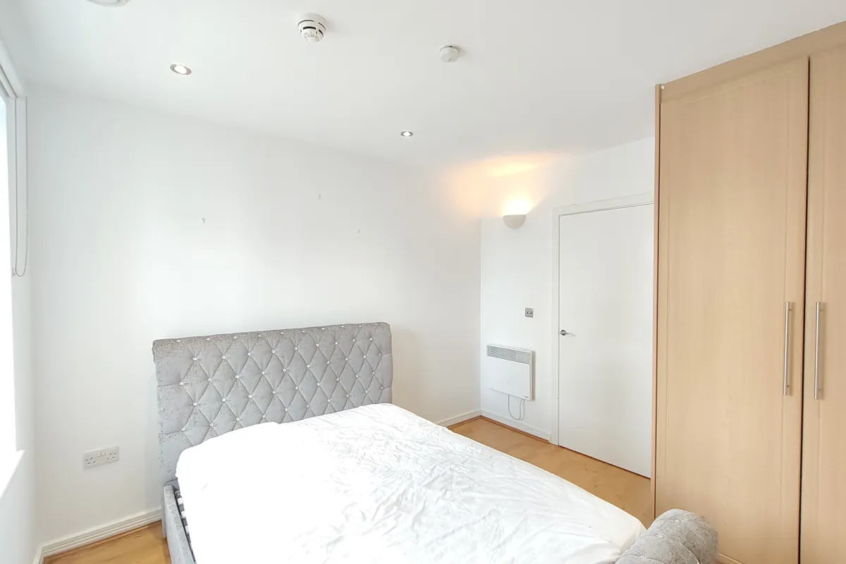 Flat Alexandria Road in Greater London