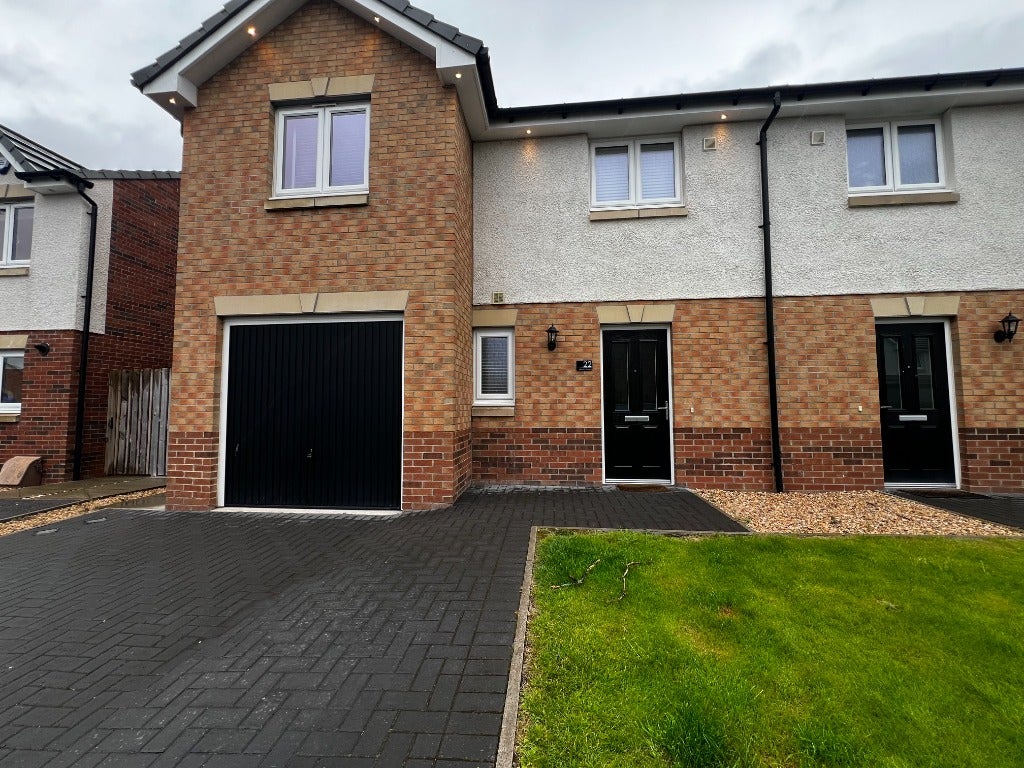 House Minton Avenue in Paisley