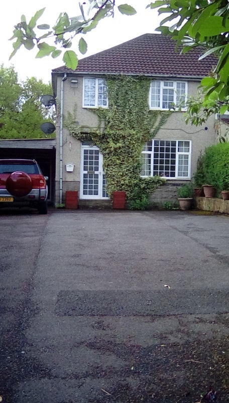 Flat Whitecotes Lane in Chesterfield