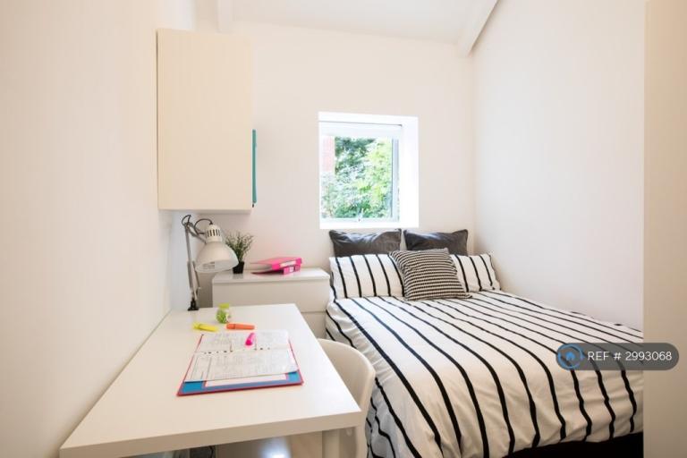 Room Linthorpe Road in Middlesbrough