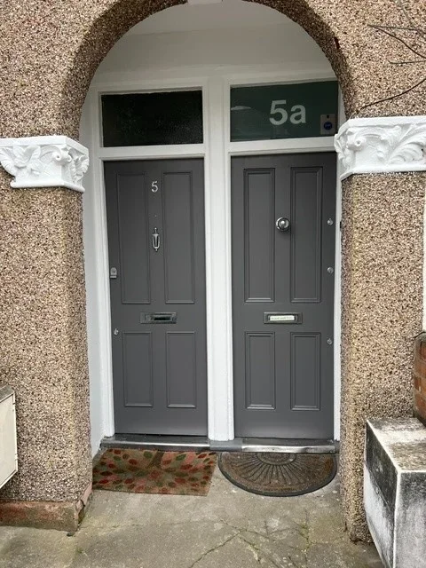 Flat Pevensey Road in Greater London