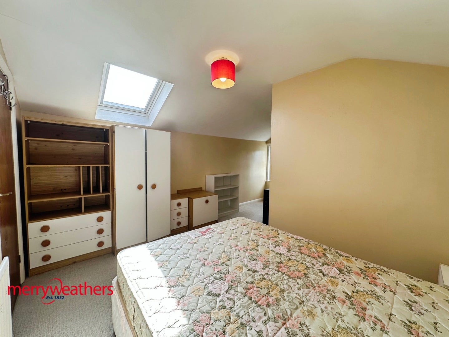 Flat Doncaster Road in Rotherham