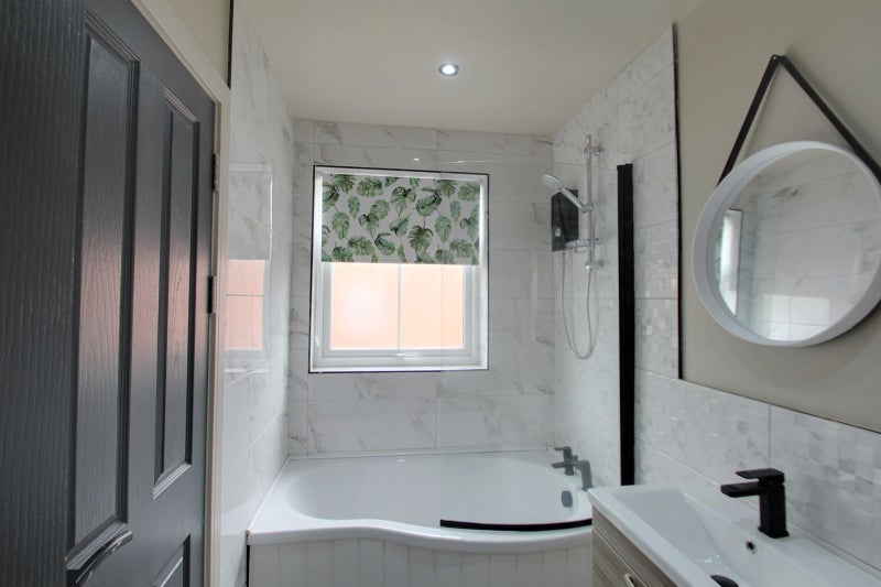 Room Aylestone Road in Leicester
