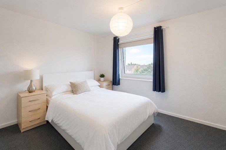 Flat Newland Road in Royal Leamington Spa