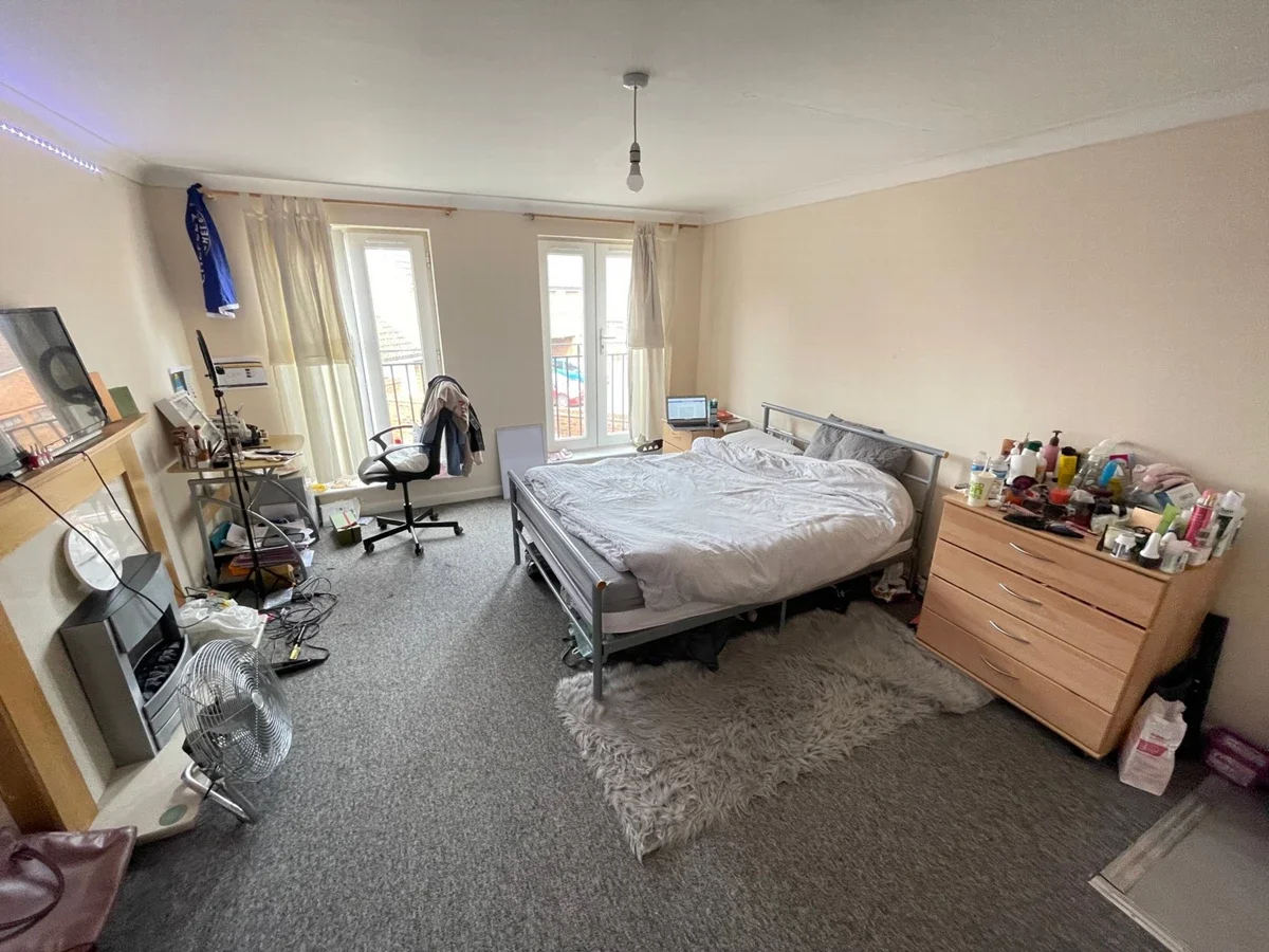 Flat Dragon Road in Welwyn Hatfield