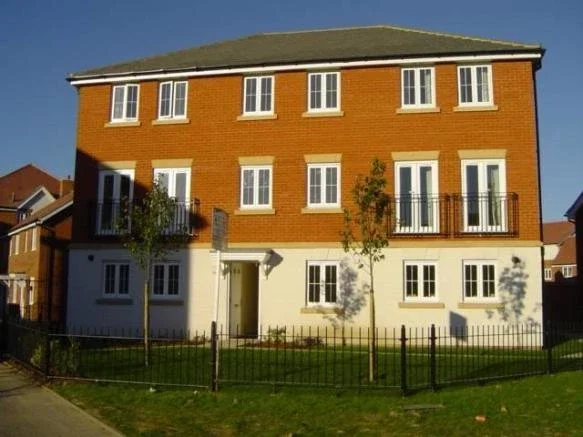 Flat Dragon Road in Welwyn Hatfield