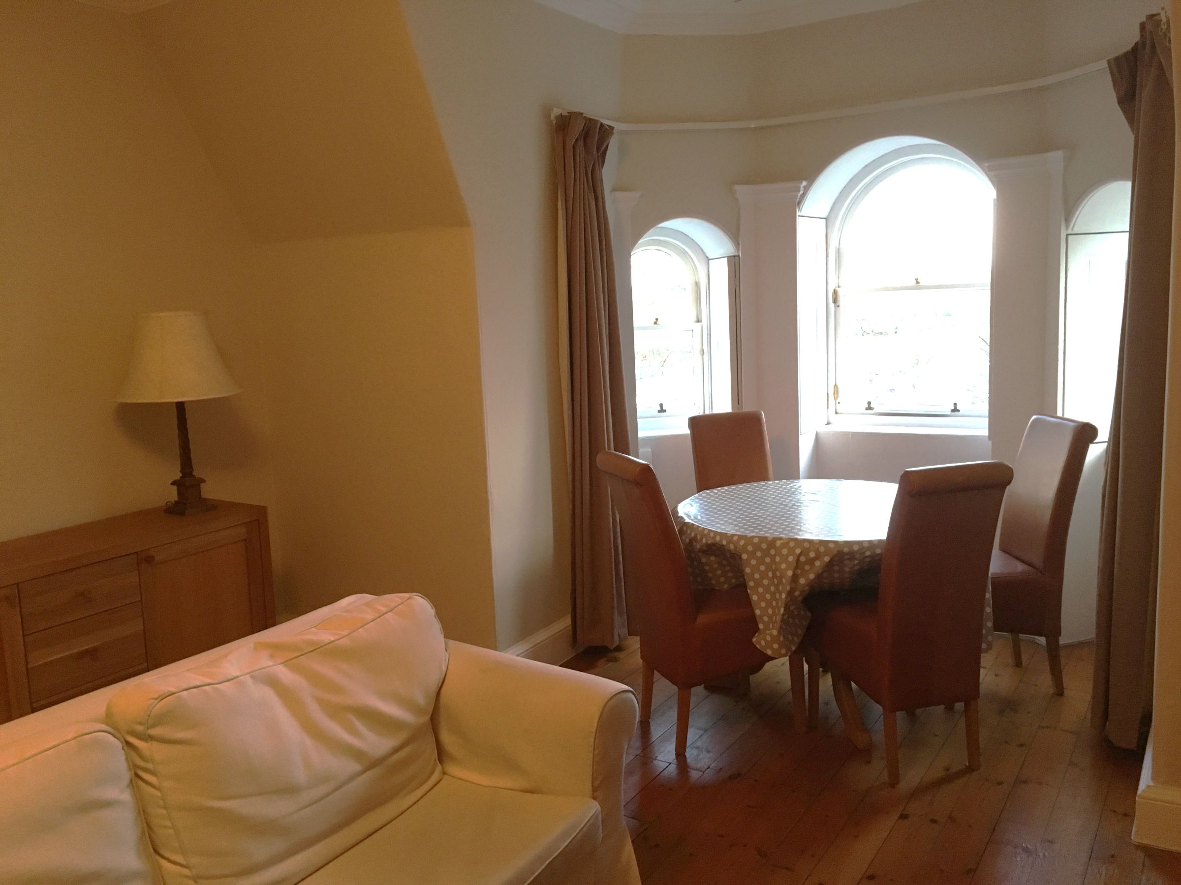 Flat Haymarket Terrace in City of Edinburgh