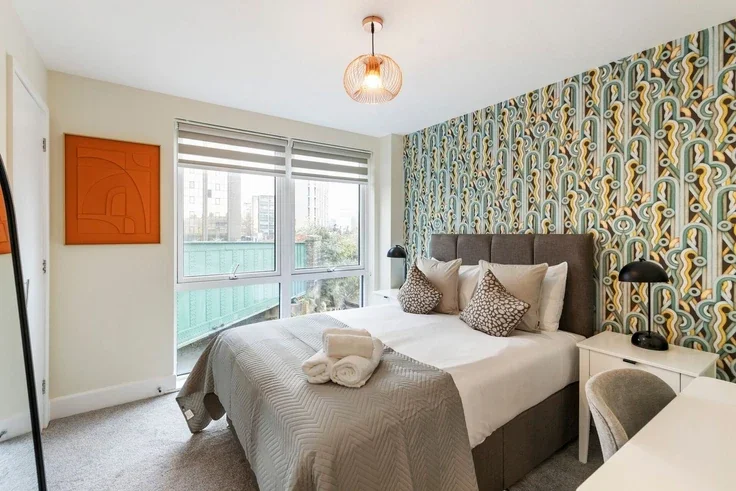 Flat Rockingham Street in Greater London