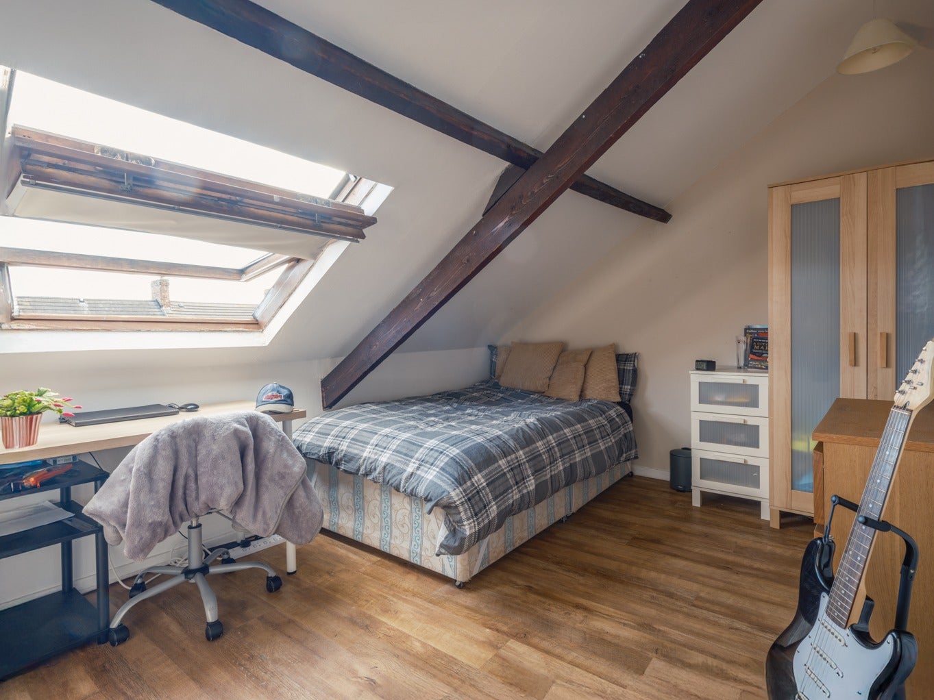 Flat Warwick Street in Newcastle upon Tyne