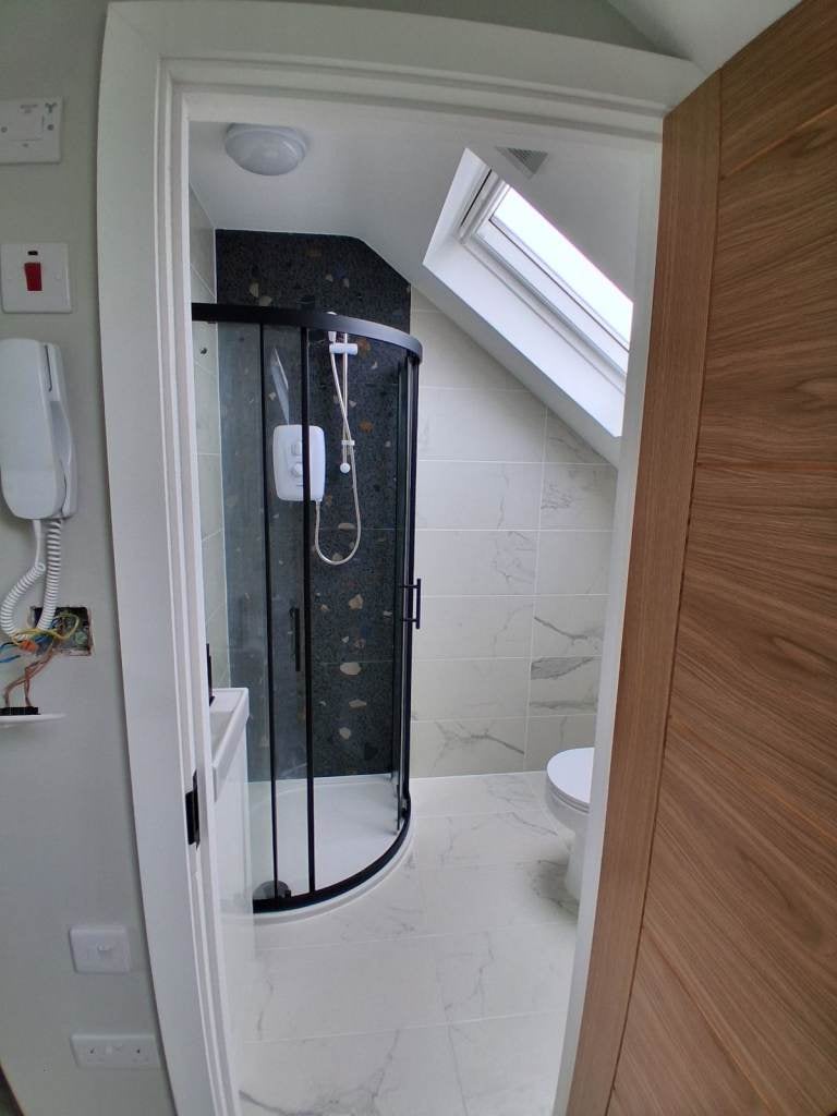 Flat Roxeth Grove in Greater London