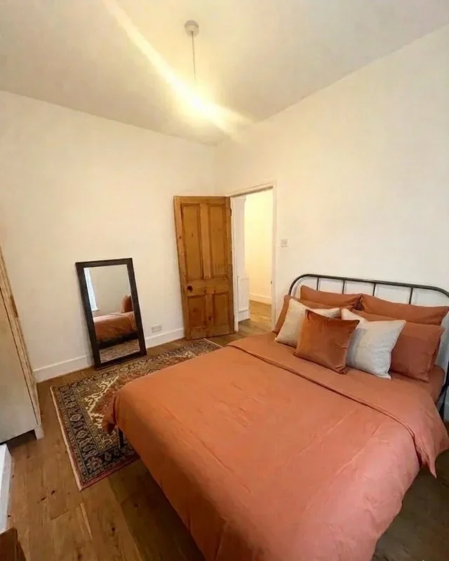 Room Shannon Grove in Greater London
