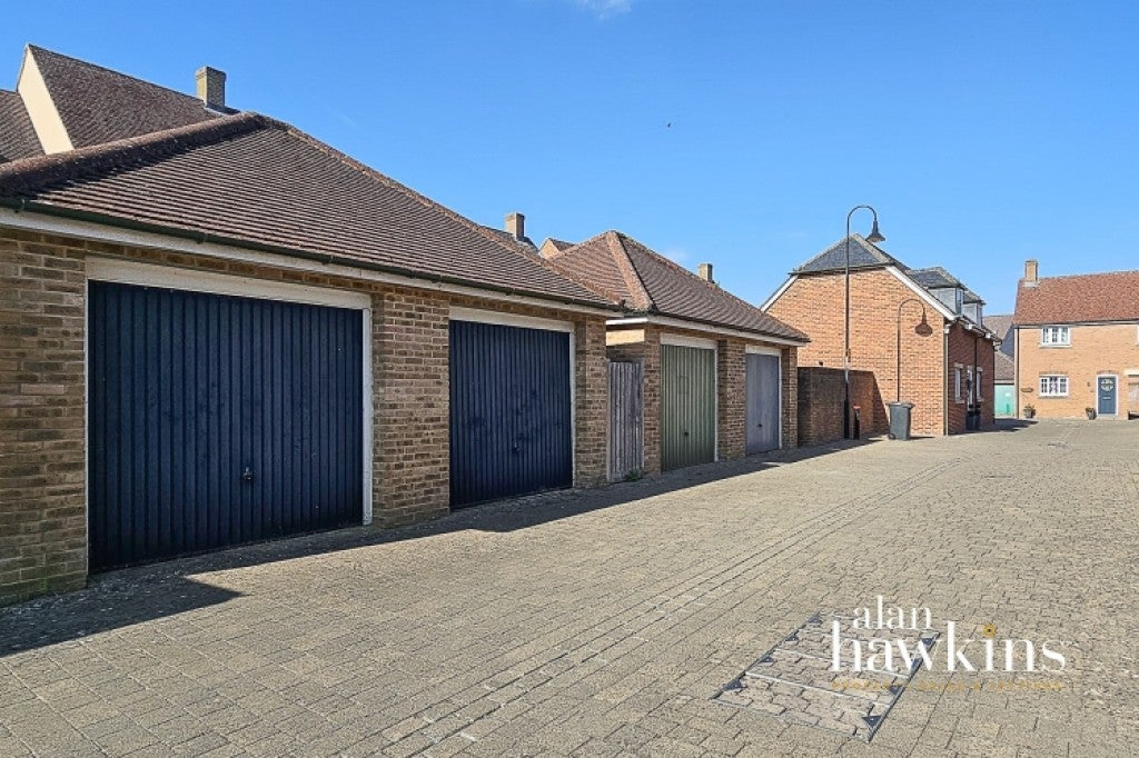 House Ravensdale in Swindon