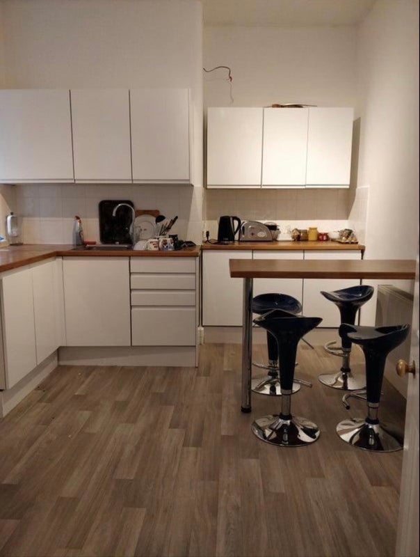 Room Richmond Way in Greater London