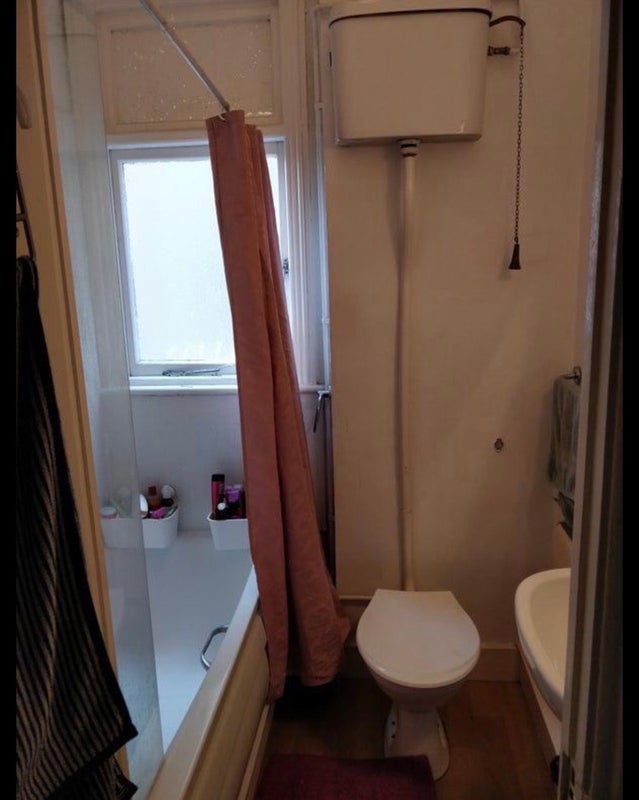 Room Richmond Way in Greater London