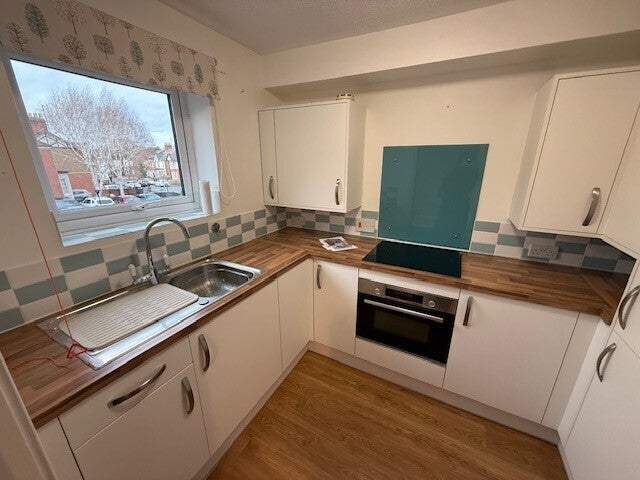 Flat Cobden Avenue in Peterborough