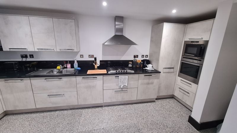 Flat Fitzwilliam Street in Peterborough