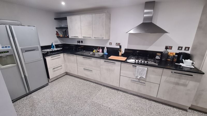 Flat Fitzwilliam Street in Peterborough