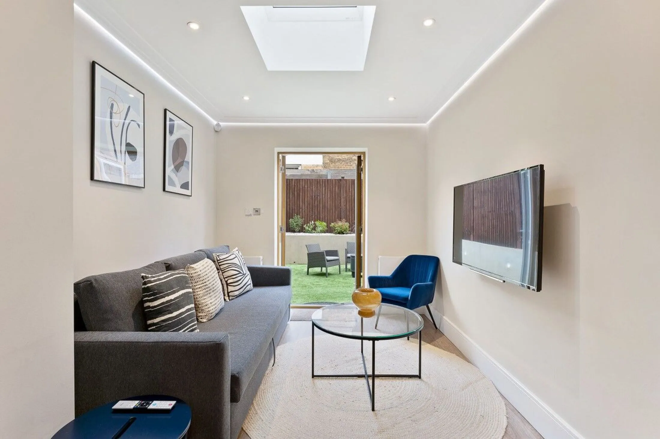 Flat Lancaster Road in Greater London