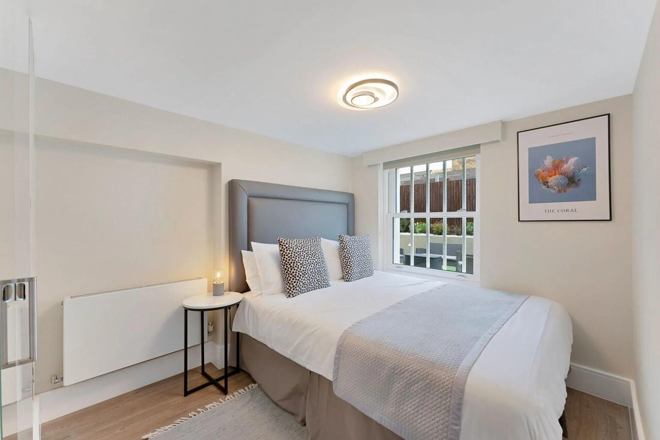 Flat Lancaster Road in Greater London