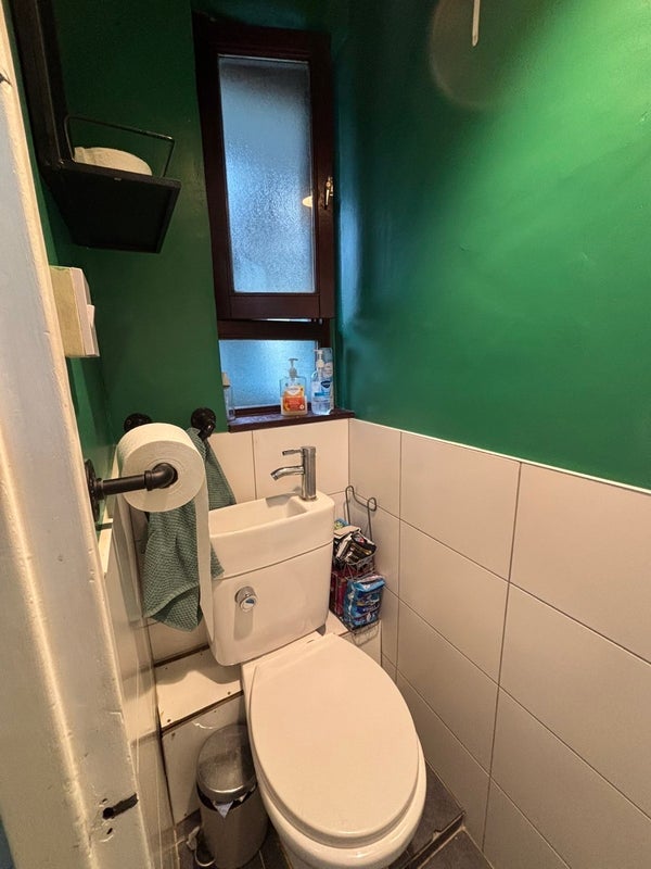 Room Harrison Street in Greater London