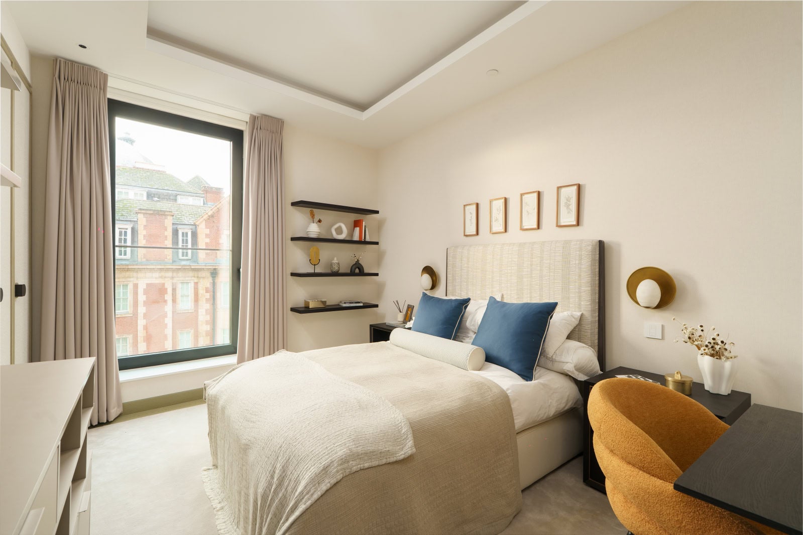 Flat Queensway in City of Westminster
