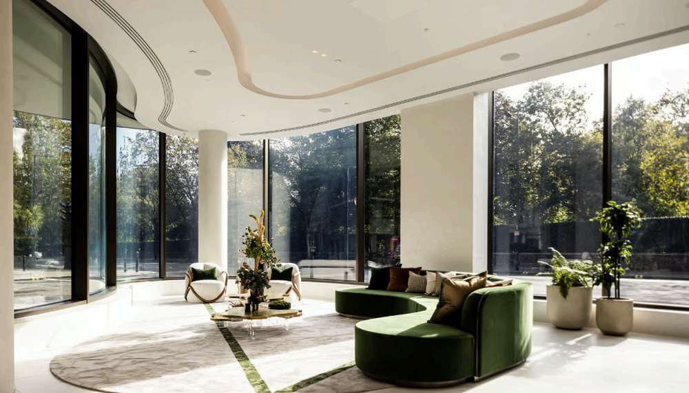 Flat Queensway in City of Westminster