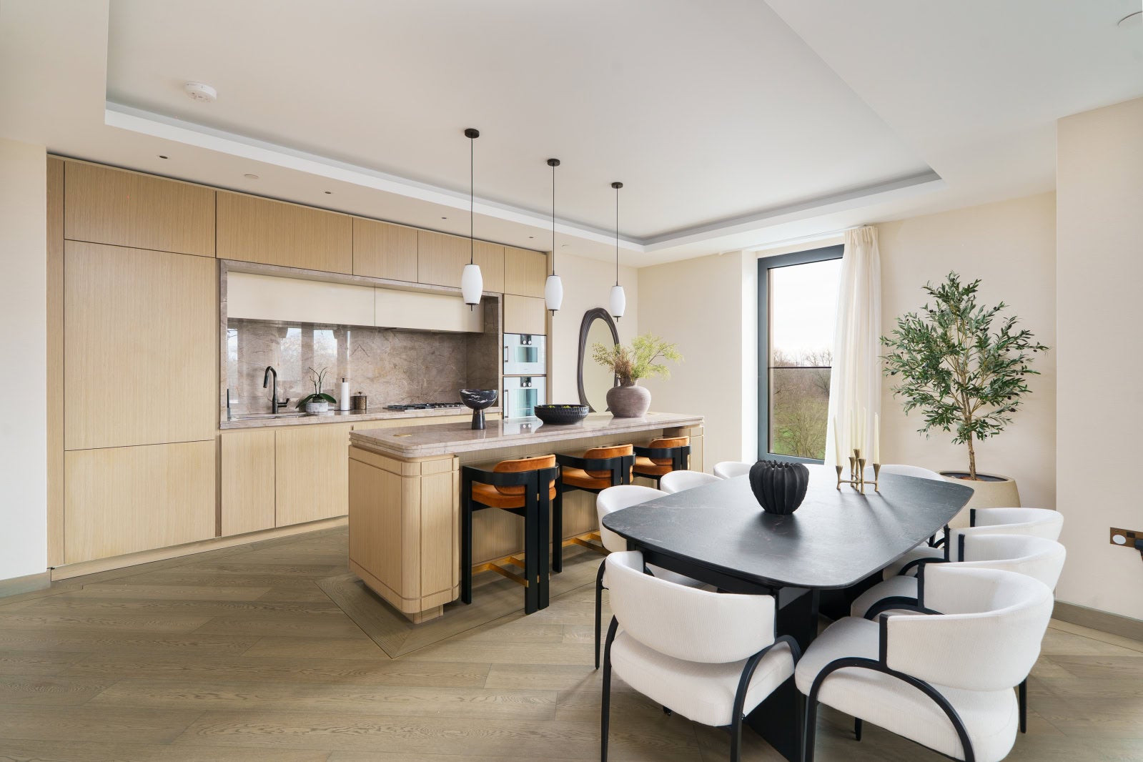 Flat Queensway in City of Westminster