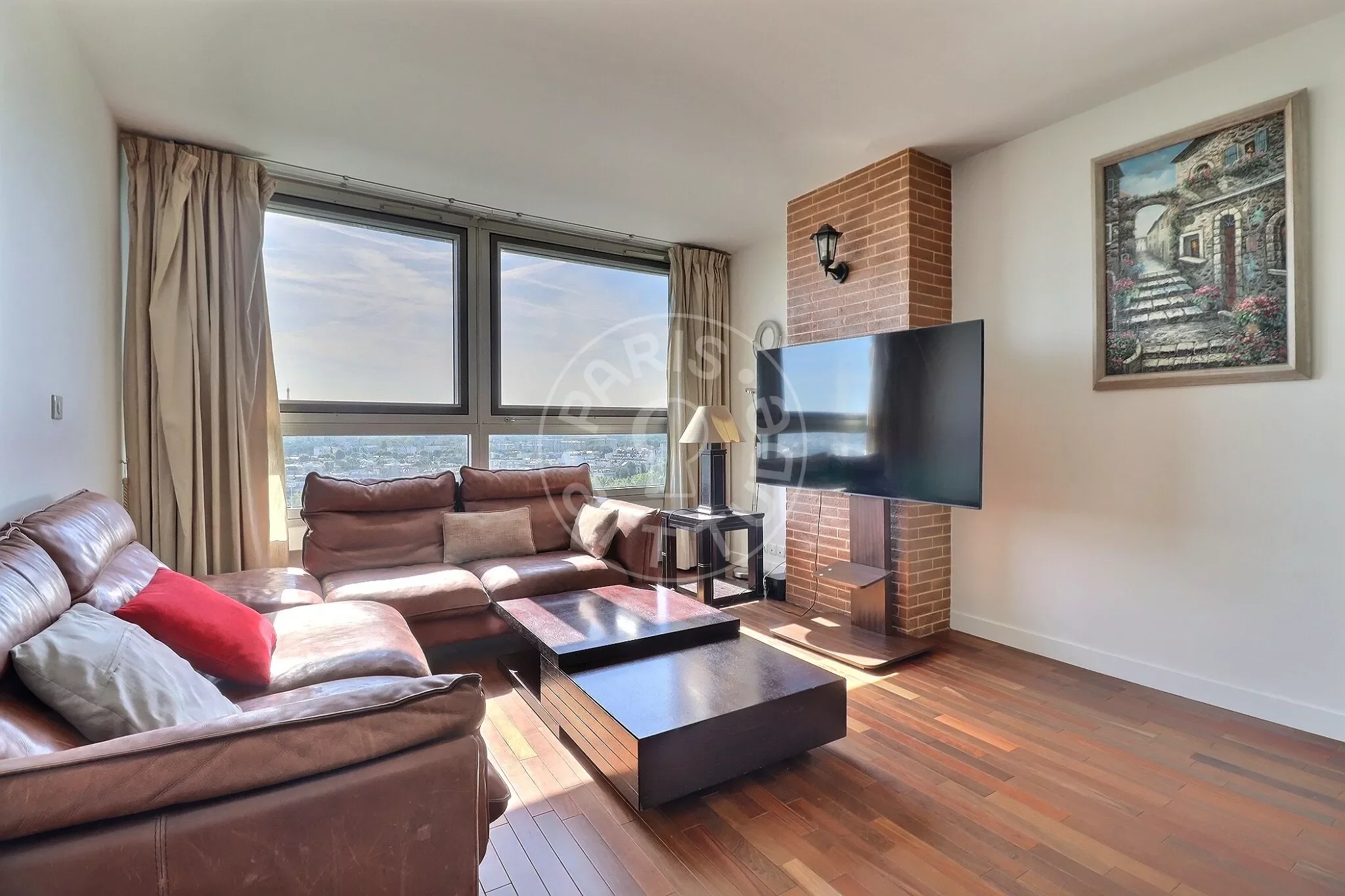 Flat Quai de Dion Bouton in Puteaux