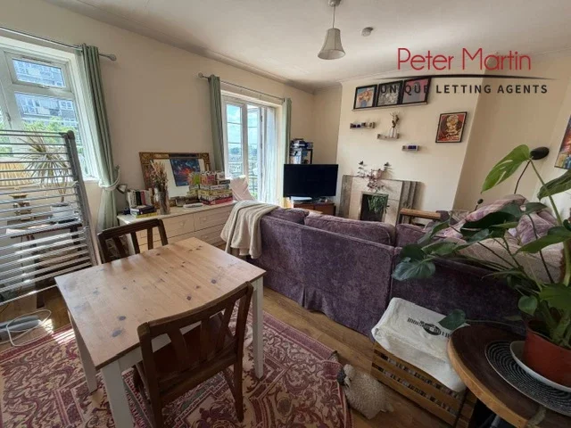 Flat Portsdown Mews in Greater London