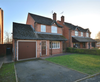 House Willowside Green in Derby