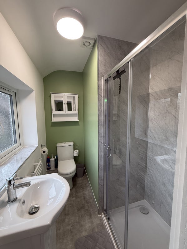 Room Foxlydiate Crescent in Redditch