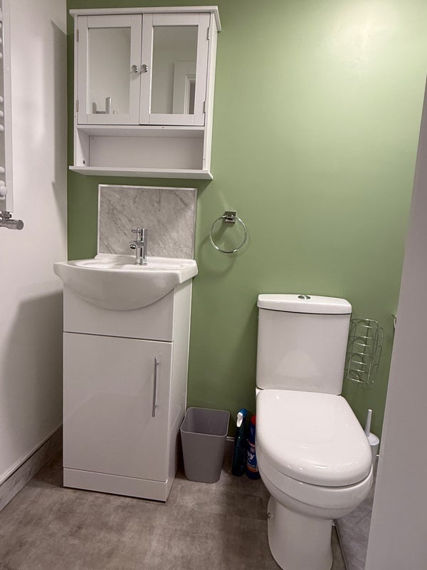Room Foxlydiate Crescent in Redditch