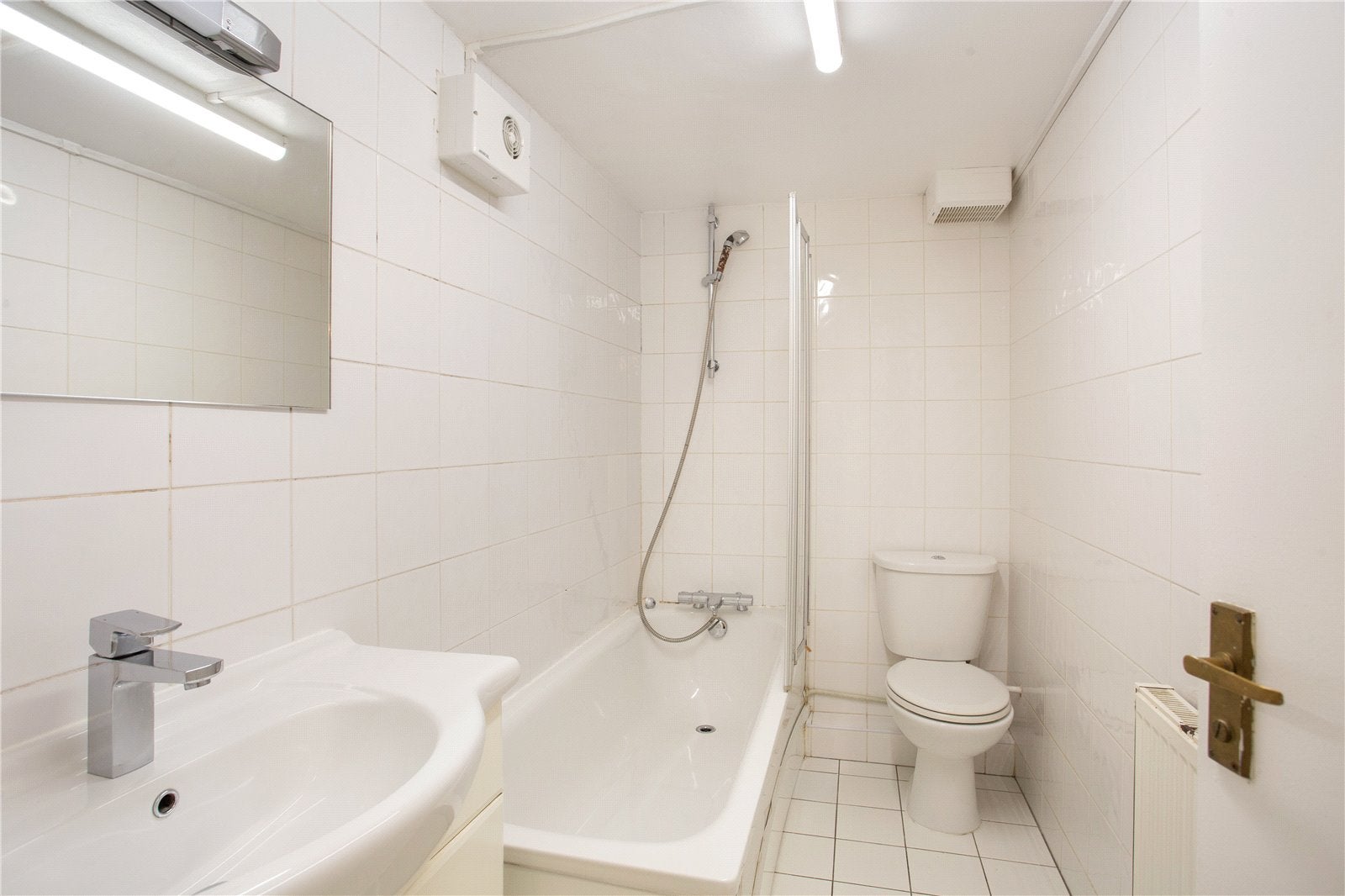 Flat Musgrave Crescent in Greater London