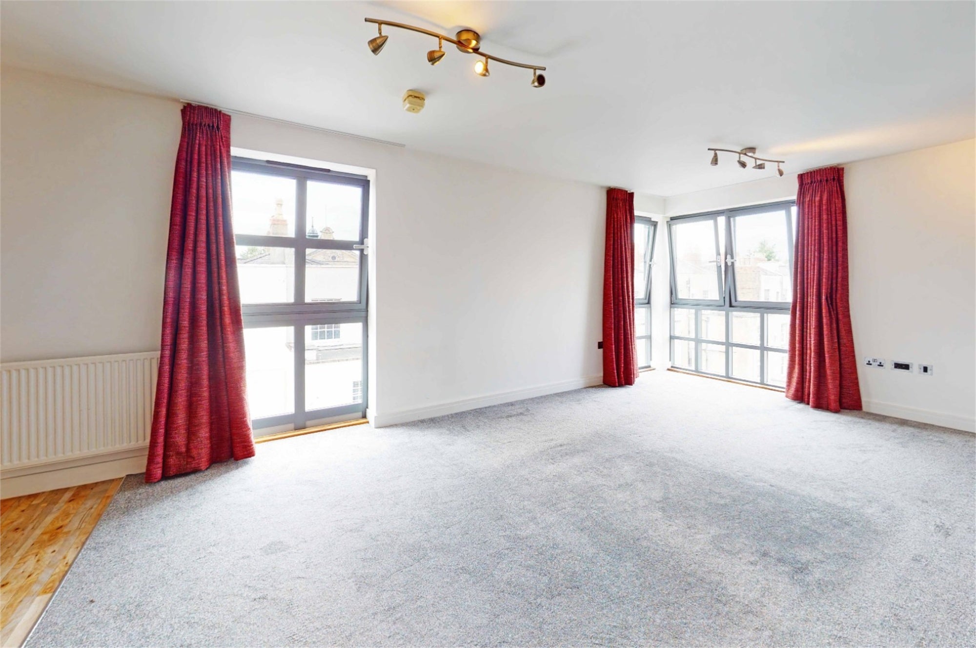 Flat Imperial Lane in Cheltenham