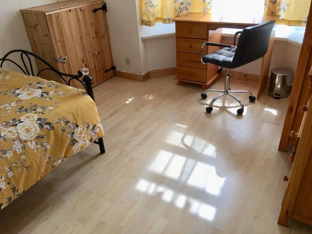 Room Haydn Avenue in Manchester
